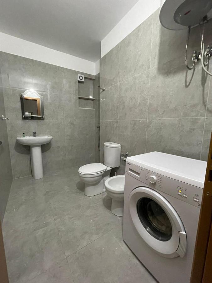 Kraal Apartments Vlorë Exterior foto